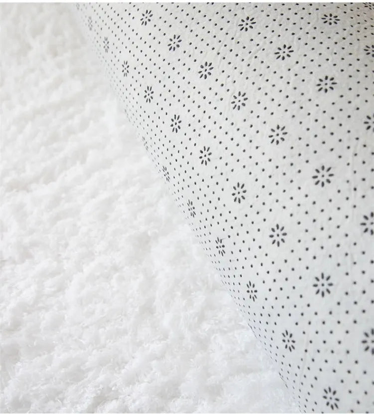 Short and soft plush carpet/ Several colors