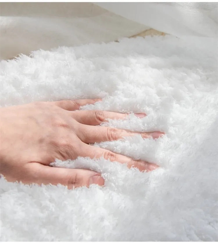 Short and soft plush carpet/ Several colors