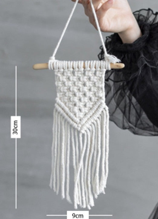 Mini macrame wall decor