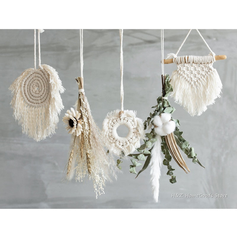 Mini macrame wall decor