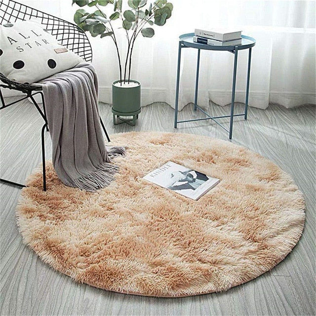 Long -haired round carpet