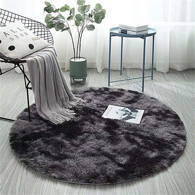 Long -haired round carpet