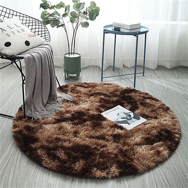 Long -haired round carpet