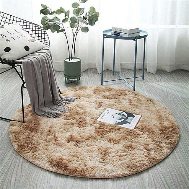 Long -haired round carpet