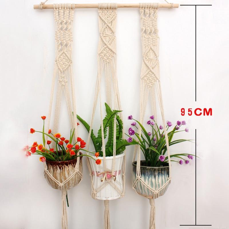 Varied macrame support