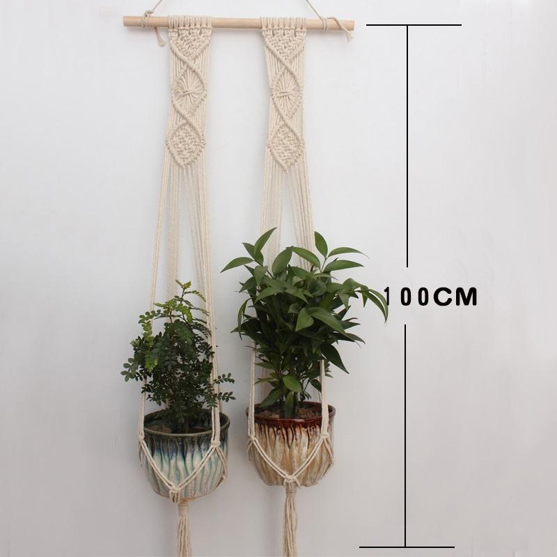 Varied macrame support