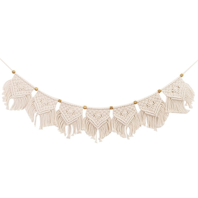 Macramé banner