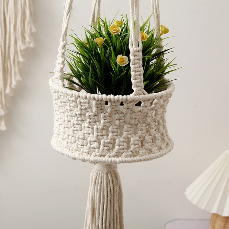 Macramé basket plant support