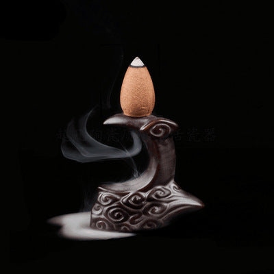 Mini incense burner hand