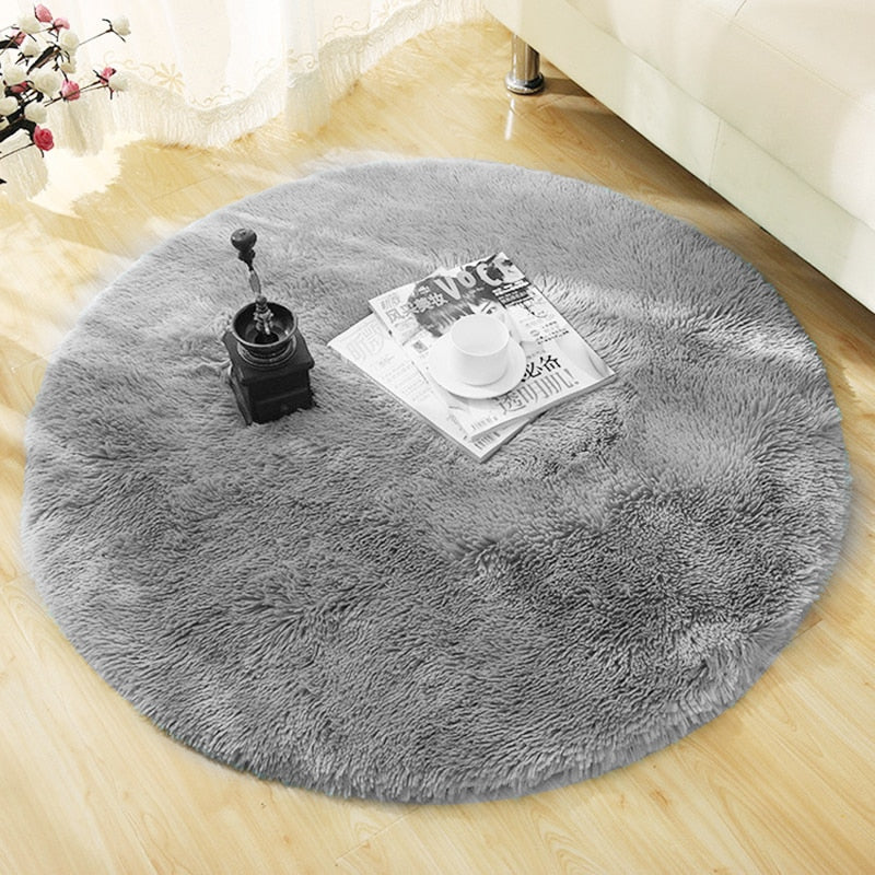 Long -haired round carpet