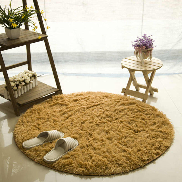 Long -haired round carpet