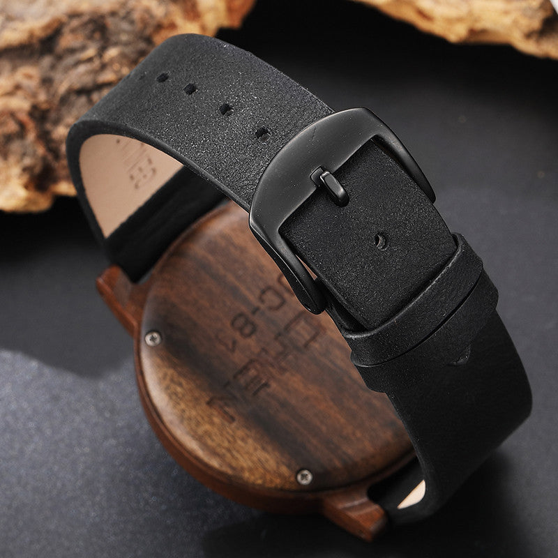 Watch with compass in wood and leather