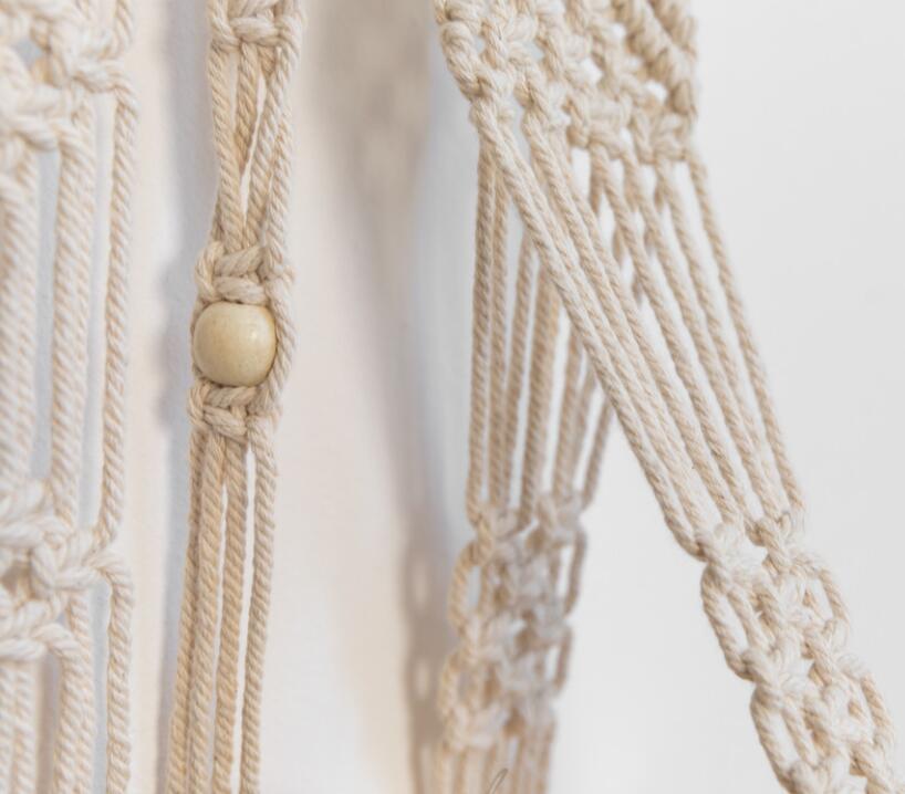 Macramé tablet