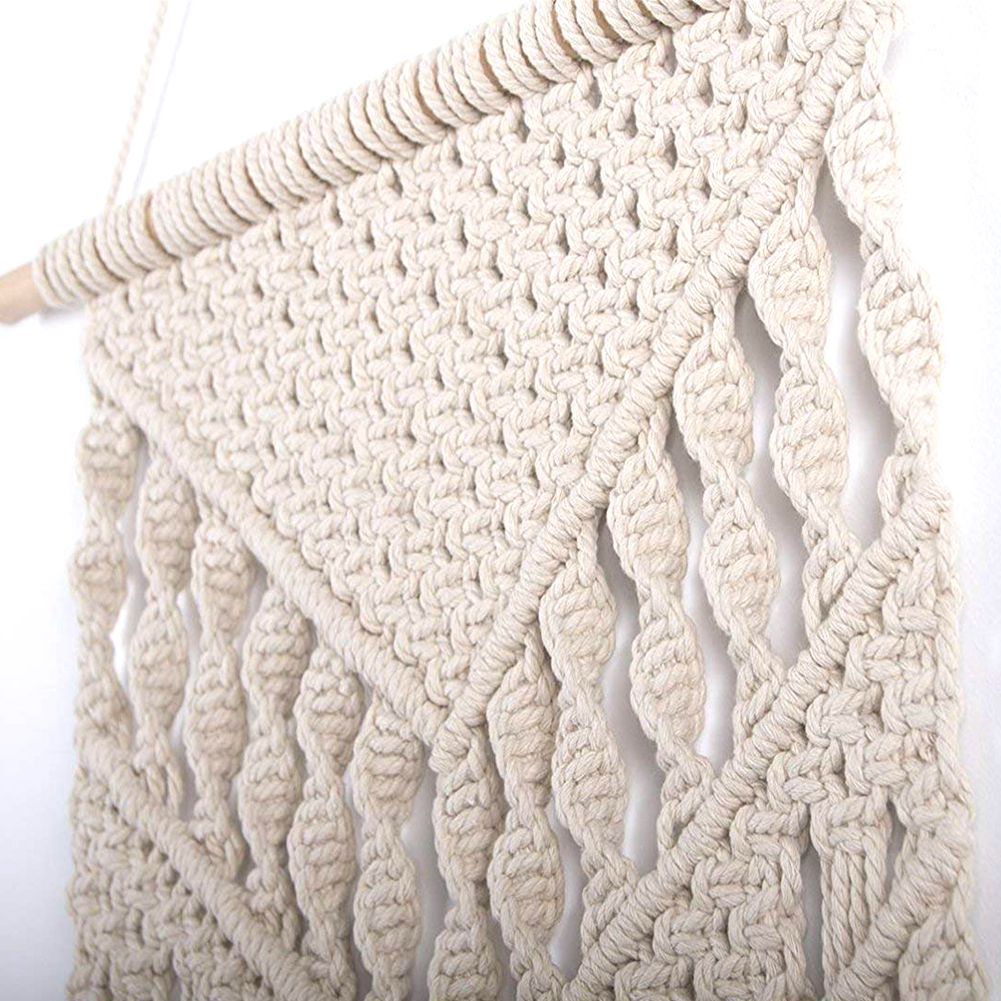 Wall decoration in macrame IV