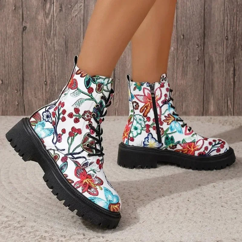 Bottes fleuries Style Goth