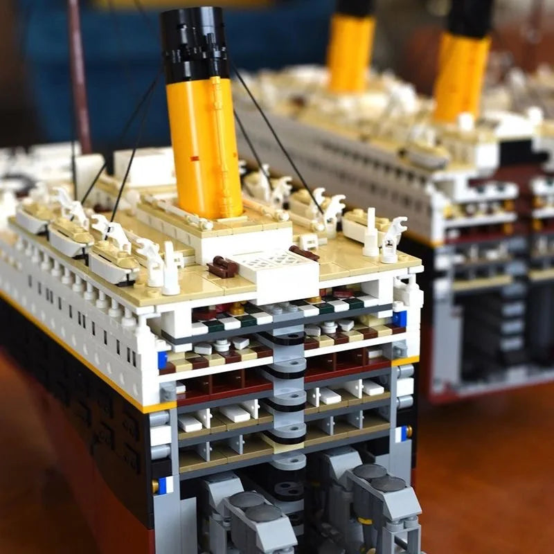 Titanic Géant en briques 9090pcs