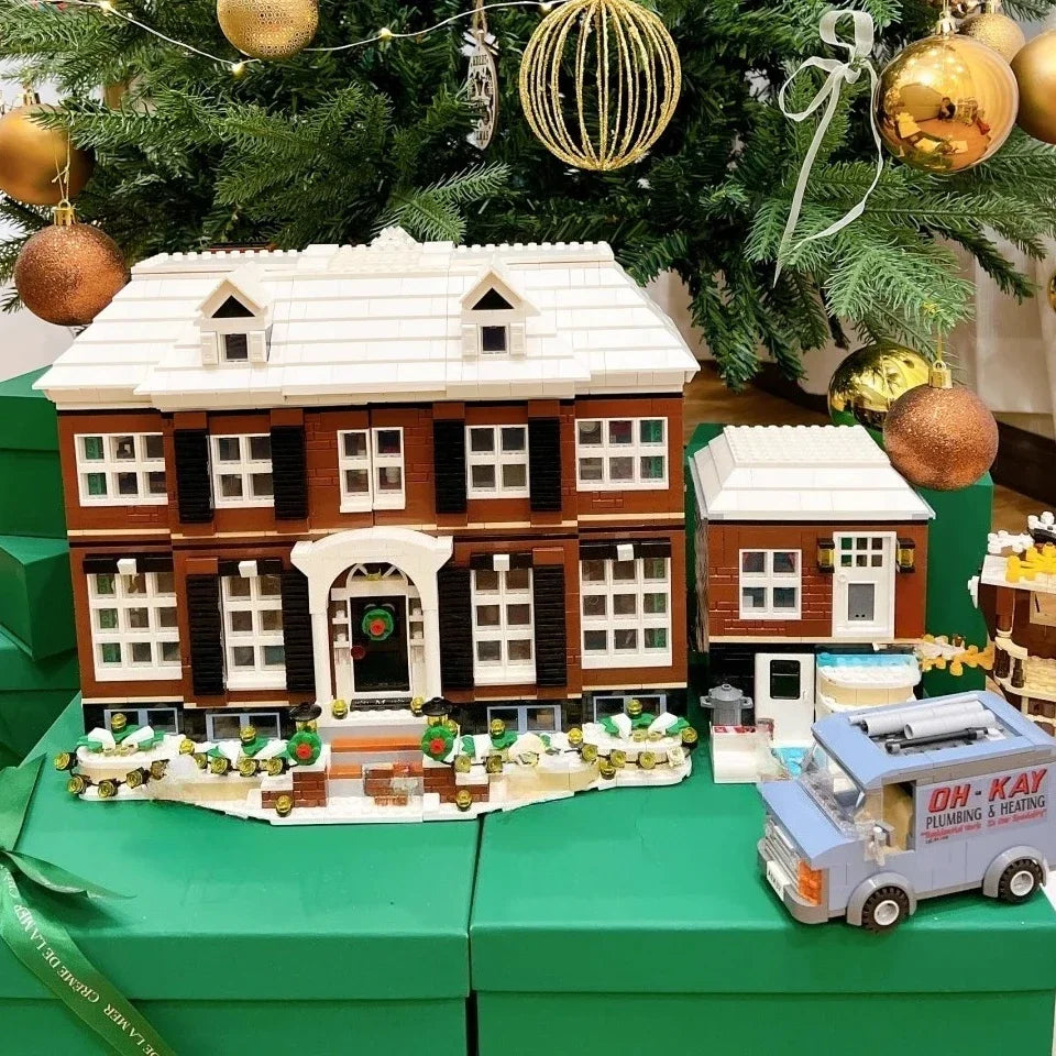 Home Alone House Model Building Blocks 3955 Pcs MOC 21330
