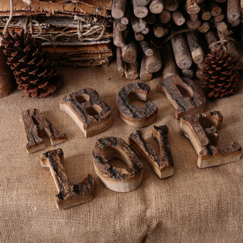 Lettres et chiffres en bois