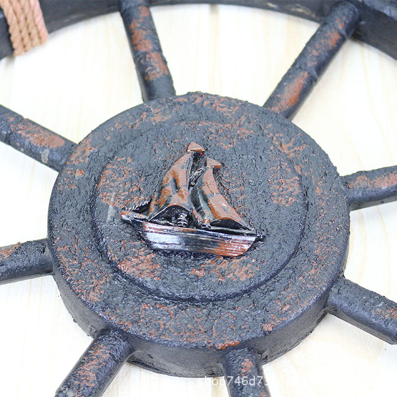 Wooden nautical decoration