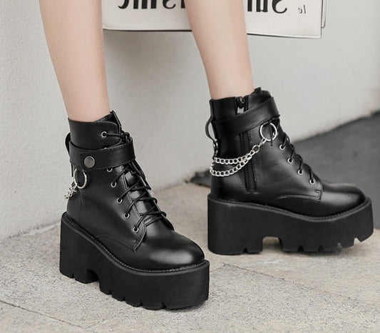 Goth chunky sole boots