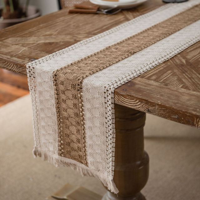 Chemin de table en tricot