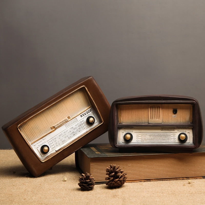 Retro Radio Deco