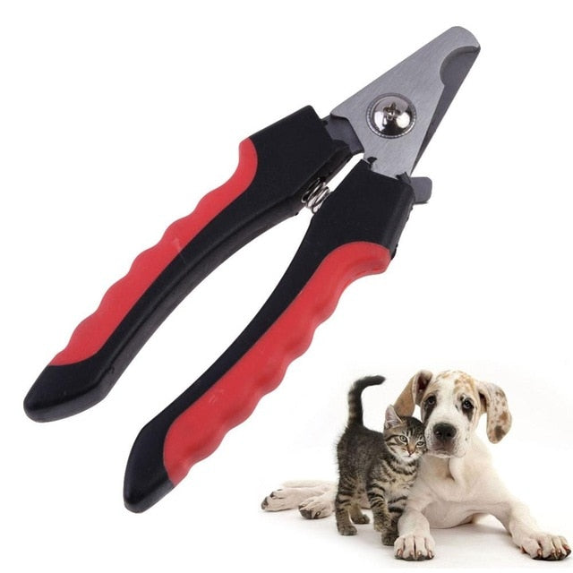 Nail clippers for cats and dogs