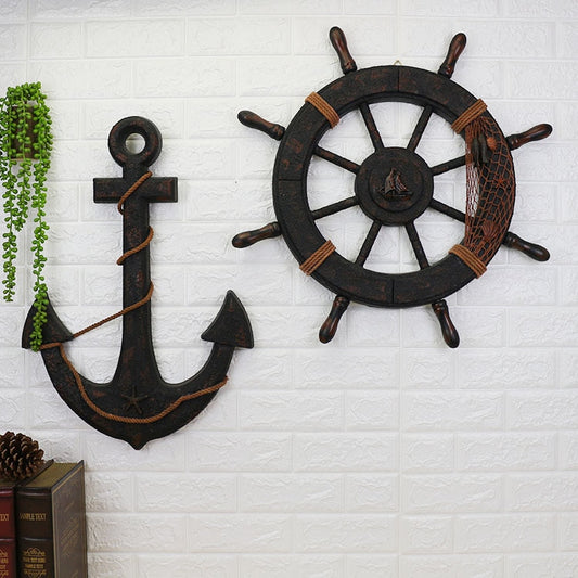 Wooden nautical decoration